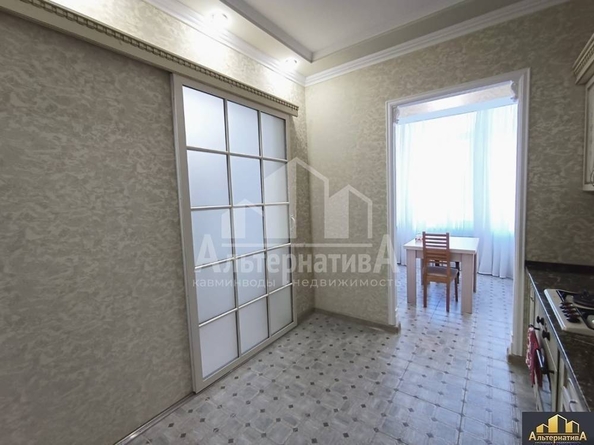 
   Продам 1-комнатную, 61 м², Революции ул

. Фото 14.