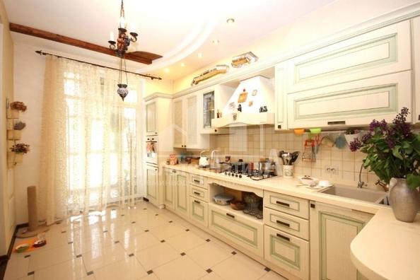 
  Продается 4-комн. квартира 161 м². Фото 3.
