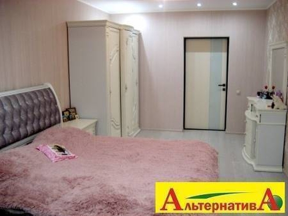 
   Продам 2-комнатную, 80 м², Декабристов ул

. Фото 6.