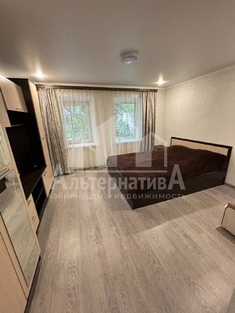 
  Продается 2-комн. квартира, 35 м², Широкая ул
. Фото 1.