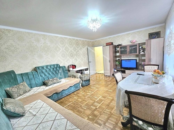 
   Продам 2-комнатную, 42 м², Калинина ул

. Фото 2.