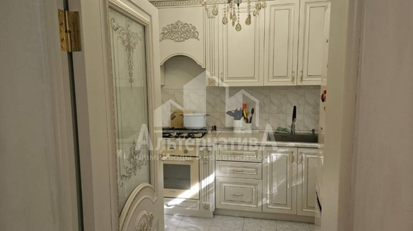 
  Продается 4-комн. квартира 92 м². Фото 1.