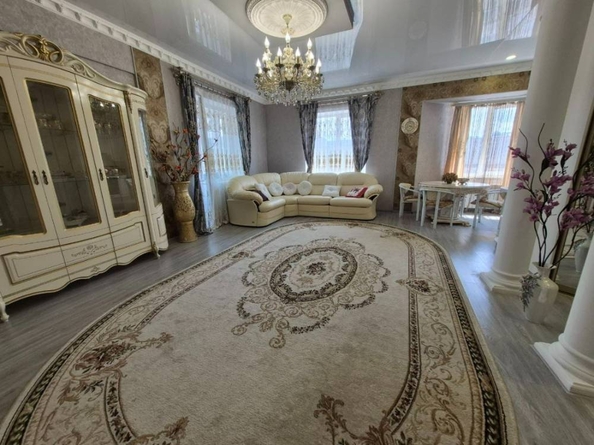 
  Продается 2-комн. квартира, 55 м², Азербайджанская ул
. Фото 2.