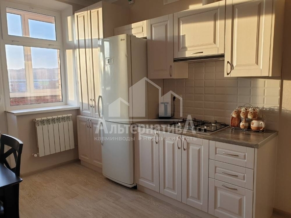 
  Продается 1-комн. квартира, 38.6 м², Орджоникидзе ул
. Фото 1.
