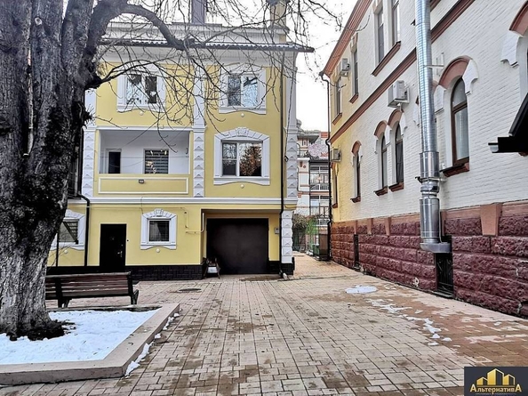 
  Продается 4-комн. квартира, 222.9 м², Александра Солженицына ул
. Фото 1.