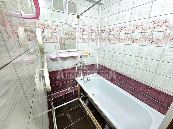 
  Продается 4-комн. квартира, 60 м², Героев Медиков ул
. Фото 15.