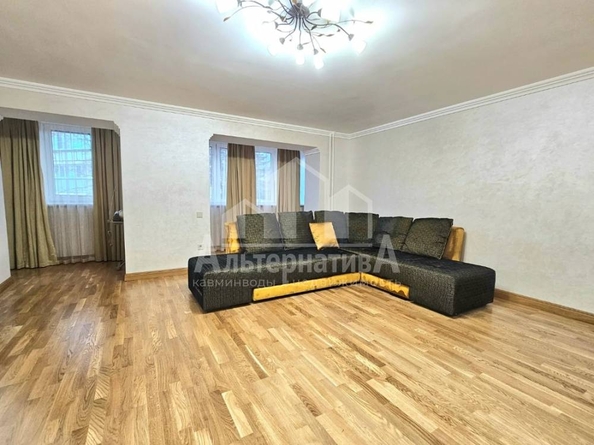 
  Продается 4-комн. квартира, 157 м², Широкая ул
. Фото 12.