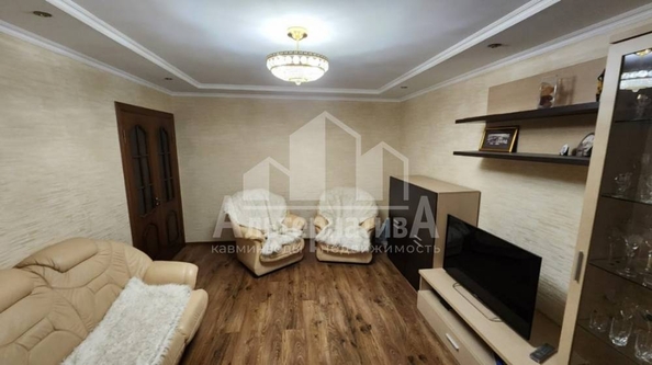 
   Продам 3-комнатную, 68 м², Октябрьская ул

. Фото 2.