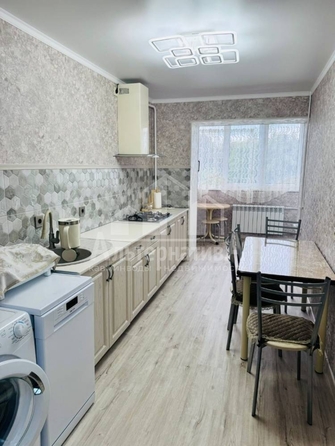 
   Продам 2-комнатную, 48.6 м², Андрея Губина ул

. Фото 17.