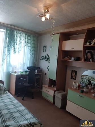 
  Продается 4-комн. квартира, 84 м², Целинная ул
. Фото 3.