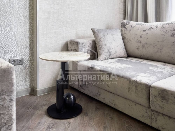 
  Продается 1-комн. квартира, 37 м², Декабристов ул
. Фото 6.