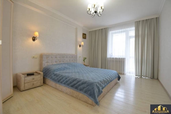 
  Продается 2-комн. квартира, 88 м², Кирова ул
. Фото 1.