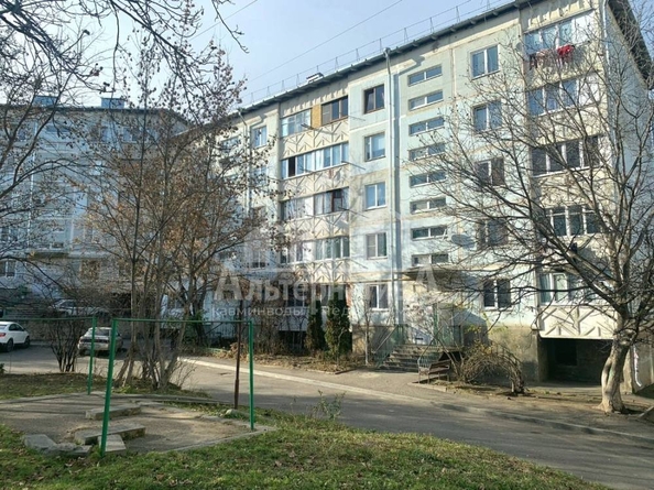 
   Продам 3-комнатную, 71.4 м², Жмакина ул

. Фото 1.