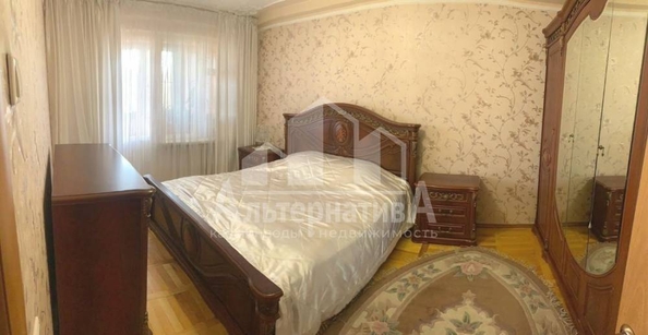 
   Продам 3-комнатную, 71.4 м², Жмакина ул

. Фото 5.