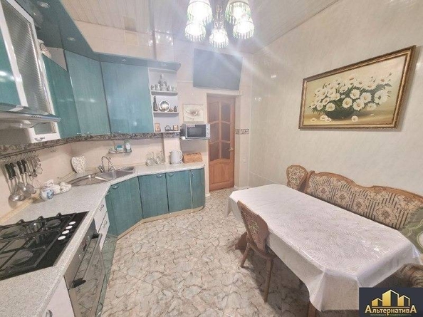 
   Продам 3-комнатную, 100 м², 40 лет Октября ул

. Фото 9.