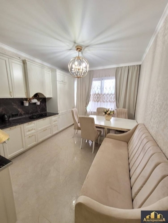 
  Продается 2-комн. квартира, 68 м², Целинная ул
. Фото 3.