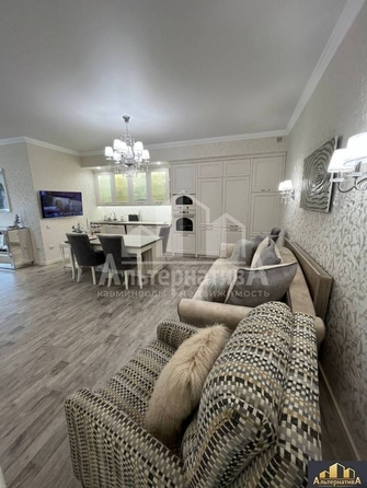 
  Продается 2-комн. квартира, 71 м², Декабристов ул
. Фото 4.