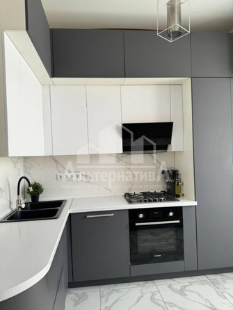 
  Продается 2-комн. квартира, 68 м², Декабристов ул
. Фото 4.