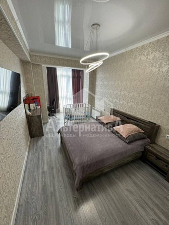 
   Продам 2-комнатную, 68 м², Декабристов ул

. Фото 10.