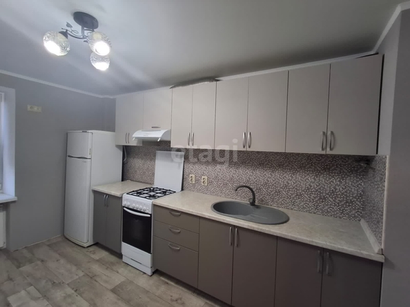 
   Продам 2-комнатную, 54 м², Пушкина ул, 63/1

. Фото 9.