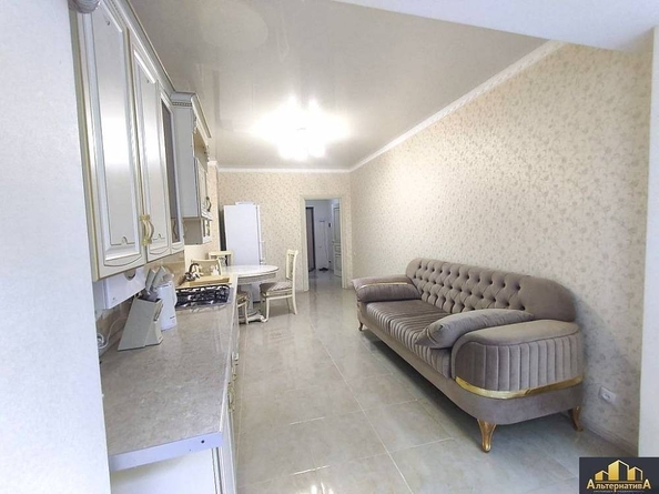 
  Продается 1-комн. квартира, 52 м², Декабристов ул
. Фото 6.