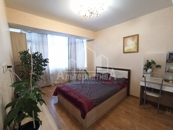 
   Продам 2-комнатную, 38 м², Ленинградская ул

. Фото 3.