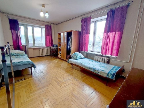 
   Продам 2-комнатную, 46 м², К.Цеткин ул

. Фото 2.