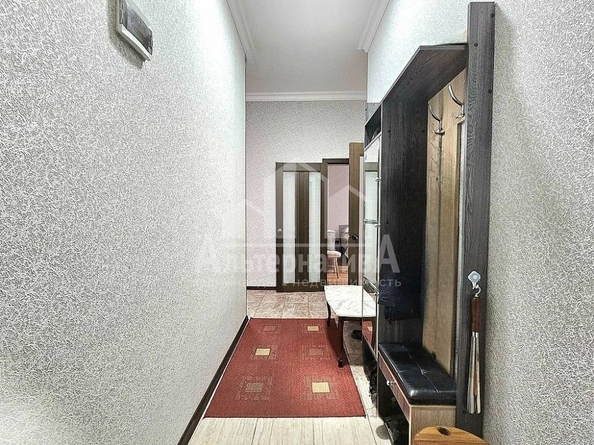 
   Продам 3-комнатную, 64.8 м², Жуковского ул

. Фото 2.