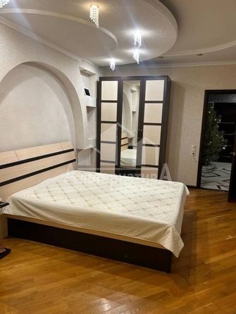 
  Продается 2-комн. квартира, 76 м², Белинского ул
. Фото 12.