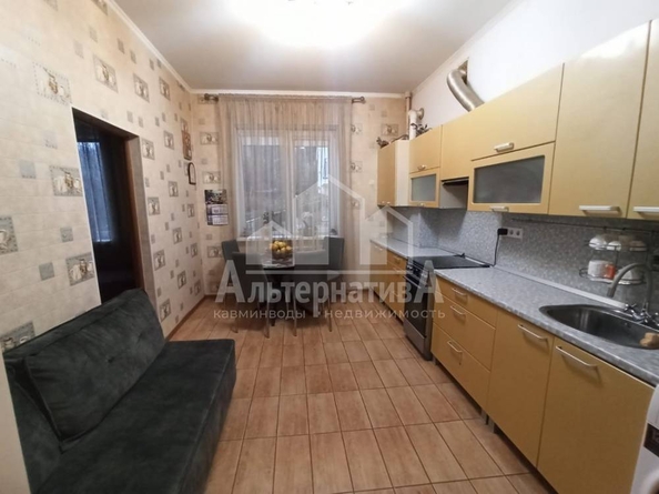 
  Продается 2-комн. квартира, 63.8 м², Декабристов ул
. Фото 4.