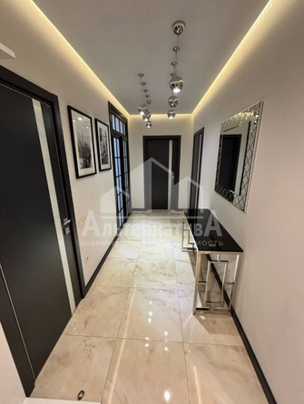 
  Продается 3-комн. квартира, 86.4 м², Кирова ул
. Фото 23.