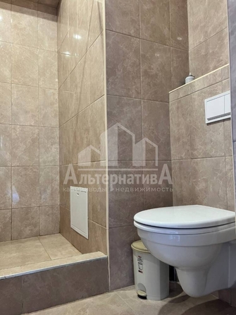 
   Продам 3-комнатную, 86.9 м², Декабристов ул

. Фото 11.