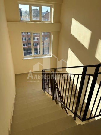 
  Продается 1-комн. квартира, 33.1 м², Просторная ул
. Фото 4.