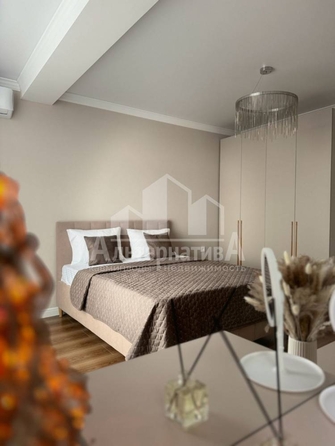 
  Продается 1-комн. квартира, 42.8 м², Замковая ул
. Фото 1.