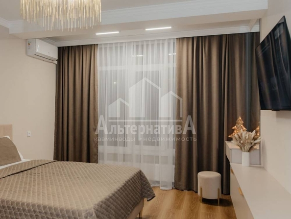 
  Продается 1-комн. квартира, 42.8 м², Замковая ул
. Фото 6.