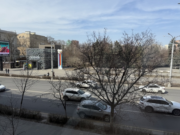 
  Сдается 2-комн. квартира 55 м². Фото 1.