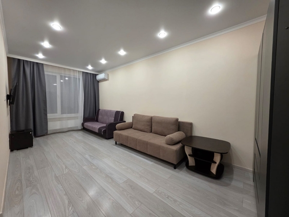
  Сдается 1-комн. квартира 35 м². Фото 1.