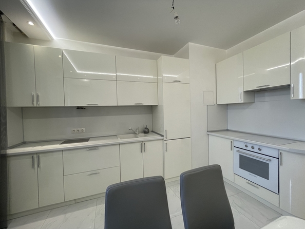 
  Продается 2-комн. квартира 57 м². Фото 3.