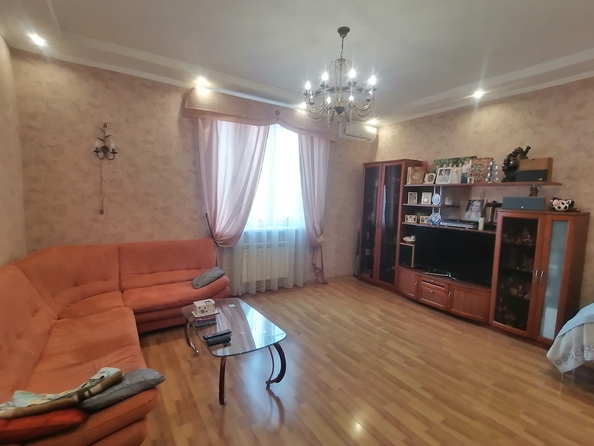 
  Продается коттедж 240 м². Фото 2.