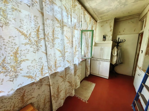 
  Продается 4-комн. квартира 64 м². Фото 6.