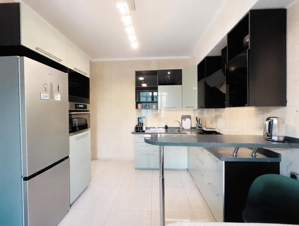 
  Продается 3-комн. квартира 72 м². Фото 1.