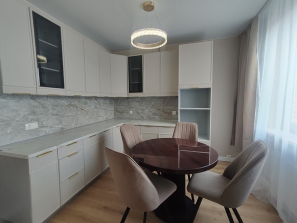 
  Продается 2-комн. квартира 60 м². Фото 1.