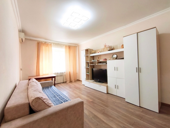 
  Продается 2-комн. квартира 56 м². Фото 1.