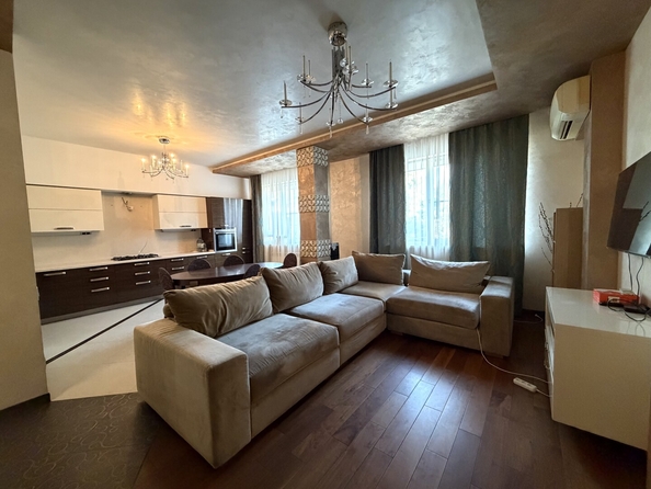 
  Сдается 3-комн. квартира 93 м². Фото 1.