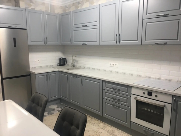 
  Продается 2-комн. квартира 70 м². Фото 1.