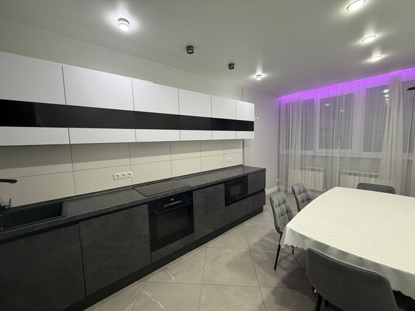 
  Продается 2-комн. квартира 70 м². Фото 4.