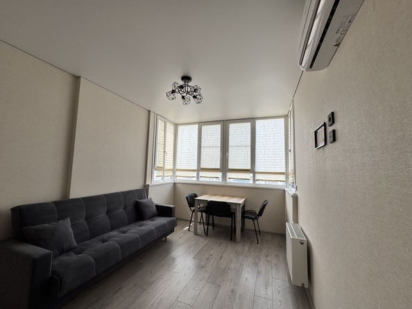 
  Продается 1-комн. квартира 35.8 м², в ЖК Западные Аллеи, литера 4.2. Фото 2.