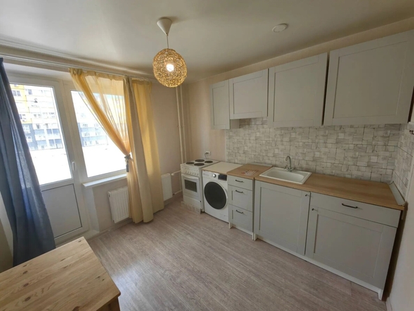 
  Продается 2-комн. квартира 52 м², в ЖК Суворовский, литера 16. Фото 16.