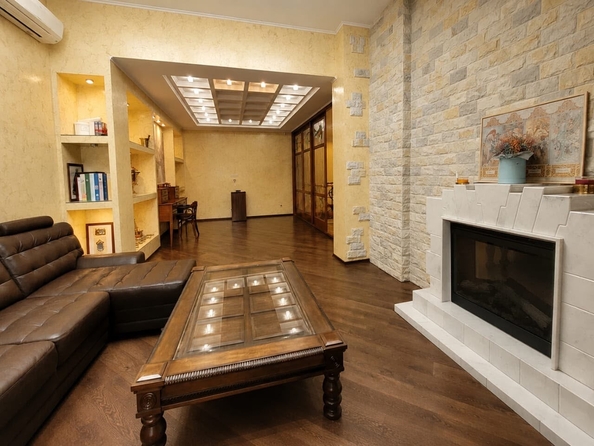 
  Продается 4-комн. квартира 173.5 м². Фото 2.