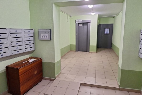 
   Продам 1-комнатную, 30 м², Комарова б-р, 40/2

. Фото 3.